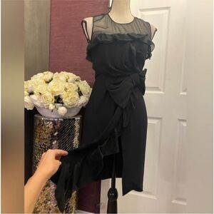 Valentino beautiful bow cocktail dress, US4